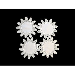 Vintage Handmade Daisy Lace Doilies Set of Four